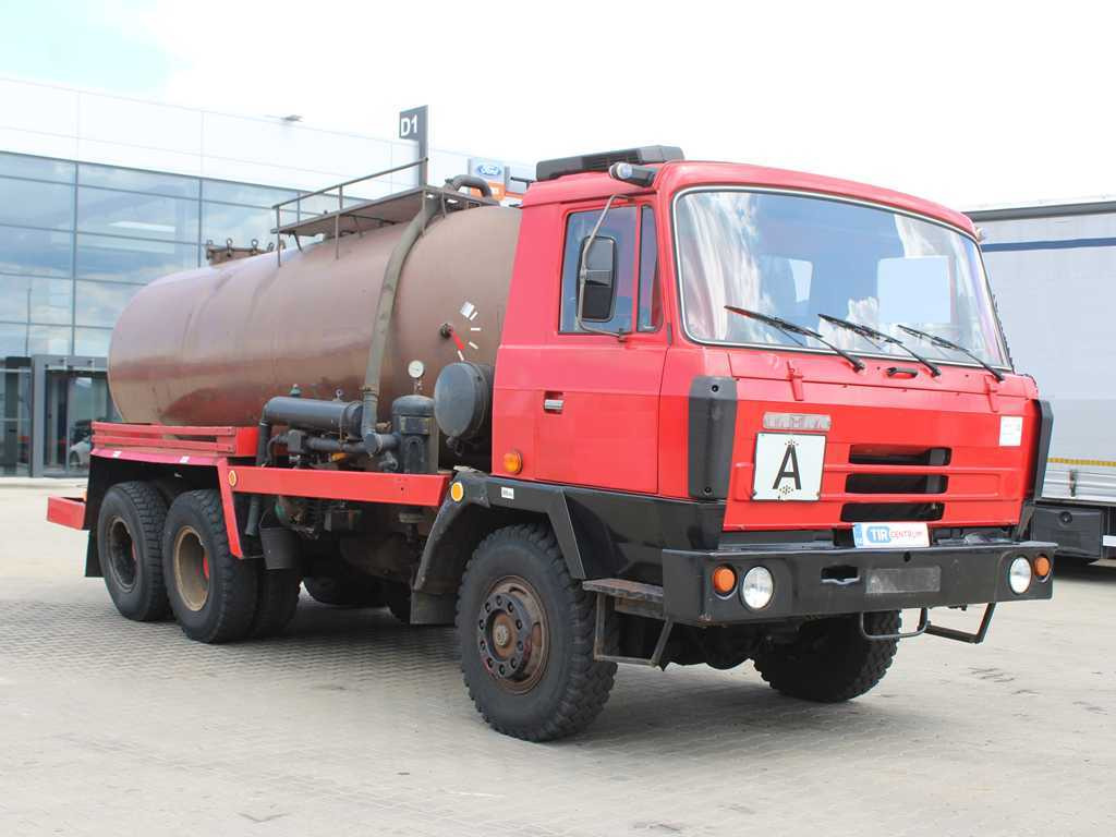 Tatra T815, 6X6, 11m³, FUEL TRUCK - Kamion cisterna: slika 3 Tatra T815, 6X6, 11m³, FUEL TRUCK - Kamion cisterna: slika 3