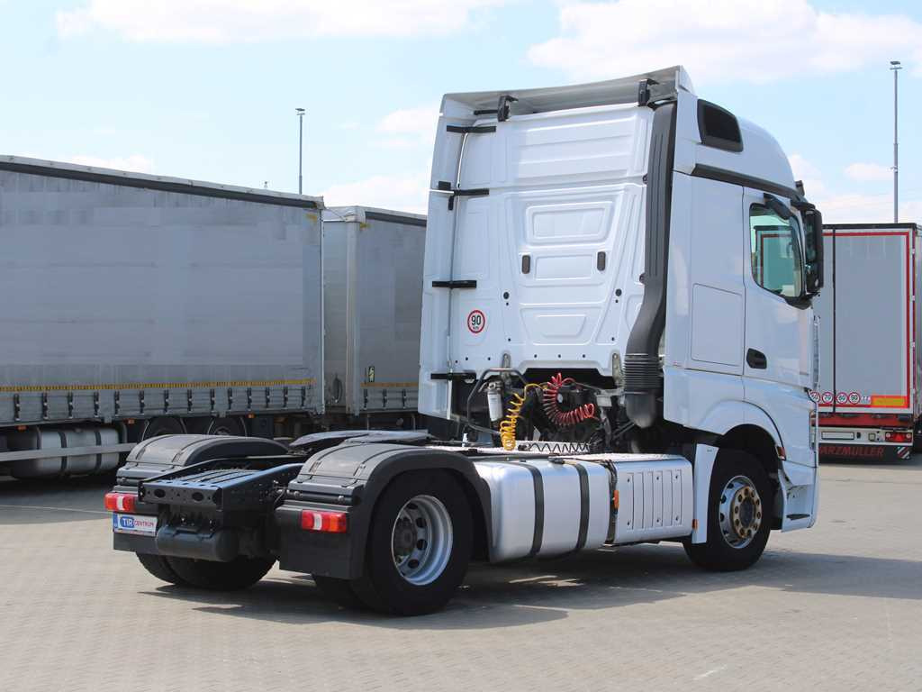 Mercedes-Benz Actros 1845, EURO 6 - Tegljač: slika 4 Mercedes-Benz Actros 1845, EURO 6 - Tegljač: slika 4