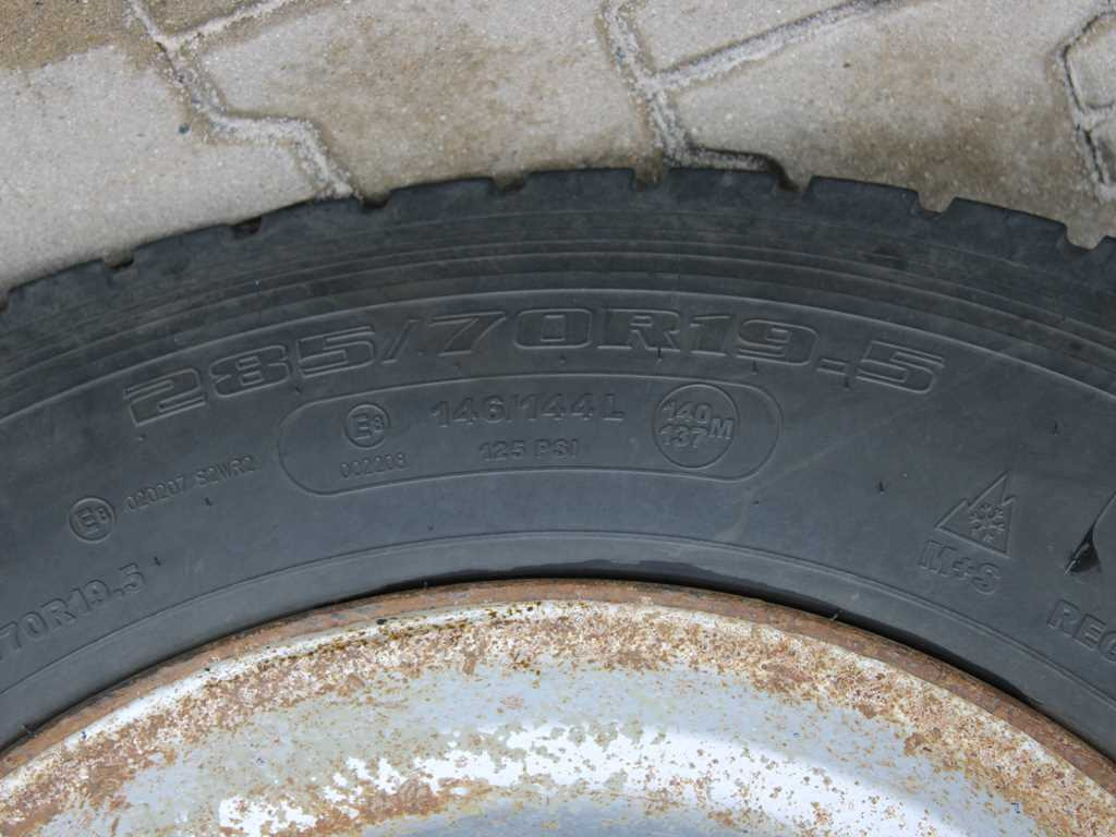 Kamion sa ceradom Volvo FL 240, EURO 5, HYDRAULIC FRONT, TIRES 80%: slika 16