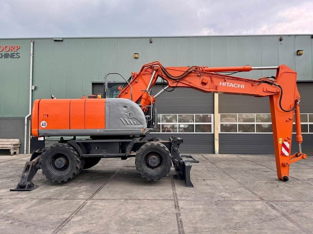 Hitachi ZX190W3 - Bager točkaš: slika 5 Hitachi ZX190W3 - Bager točkaš: slika 5