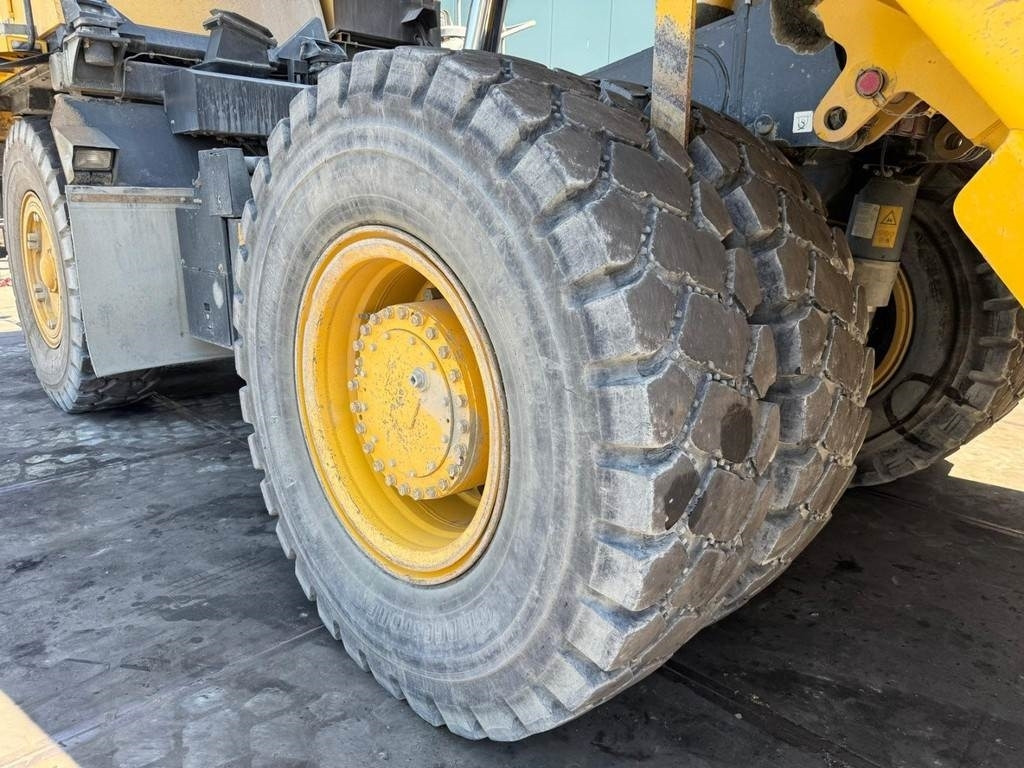 Kiper sa krutom šasijom/ Kiper za kamen Komatsu HD405-7: slika 23