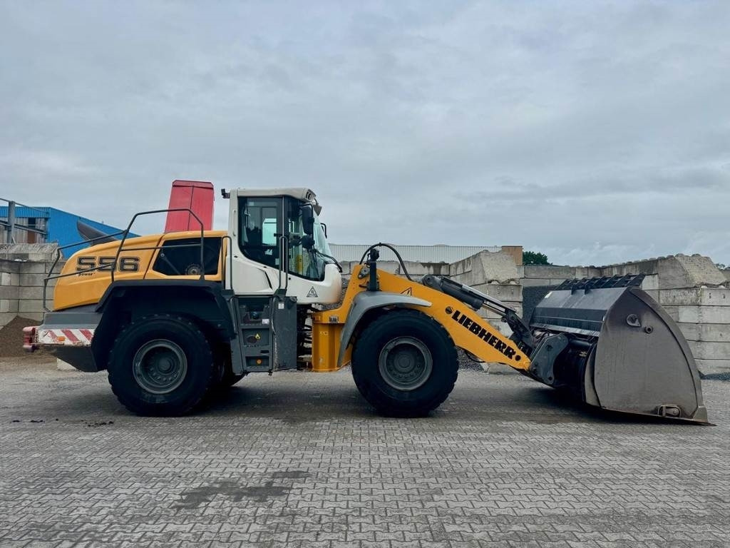 Liebherr L556 X-Power - Utovarivač točkaš: slika 5 Liebherr L556 X-Power - Utovarivač točkaš: slika 5