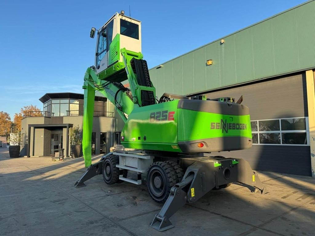 Sennebogen 825M E - Bager za obradu otpada/ Industrije: slika 2 Sennebogen 825M E - Bager za obradu otpada/ Industrije: slika 2