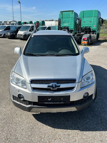 Chevrolet Captiva 3,2 V6 - SUVSUV: slika 2 Chevrolet Captiva 3,2 V6 - SUVSUV: slika 2