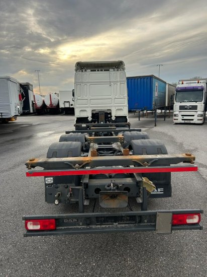 DAF XF 480 FAR BDF Euro 6 Liftachse, Retarder - Kamion za prevoz kontejnera/ Kamion sa promenjivim sandukom: slika 5 DAF XF 480 FAR BDF Euro 6 Liftachse, Retarder - Kamion za prevoz kontejnera/ Kamion sa promenjivim sandukom: slika 5