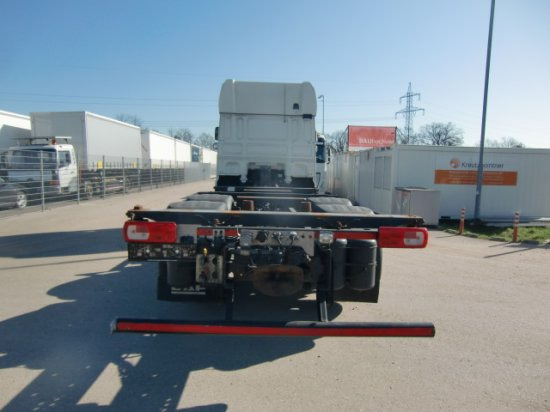 DAF XF 480 FAR BDF SSC Euro 6 Liftachse, Retarder - Kamion za prevoz kontejnera/ Kamion sa promenjivim sandukom: slika 5 DAF XF 480 FAR BDF SSC Euro 6 Liftachse, Retarder - Kamion za prevoz kontejnera/ Kamion sa promenjivim sandukom: slika 5