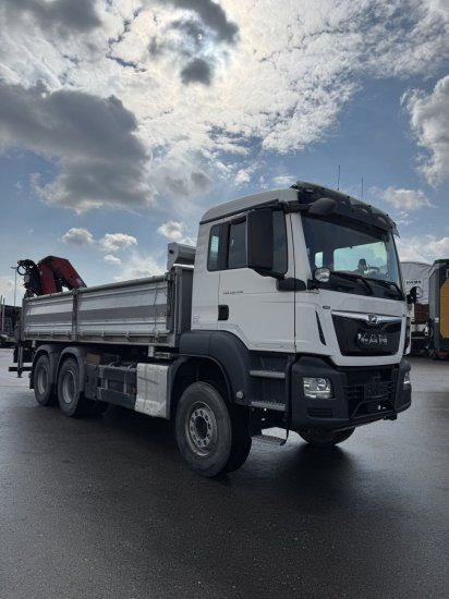 MAN TGS 26.430 6x4 3-Seitenkipper, HMF 2020K-RC Heckkran abnehmbar, - Istovarivač, Kamion sa dizalicom: slika 3 MAN TGS 26.430 6x4 3-Seitenkipper, HMF 2020K-RC Heckkran abnehmbar, - Istovarivač, Kamion sa dizalicom: slika 3