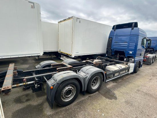 MAN TGX 26.440 XLX 6x2 Liftachse, Euro 6, Motorschaden - Kamion za prevoz kontejnera/ Kamion sa promenjivim sandukom: slika 2 MAN TGX 26.440 XLX 6x2 Liftachse, Euro 6, Motorschaden - Kamion za prevoz kontejnera/ Kamion sa promenjivim sandukom: slika 2