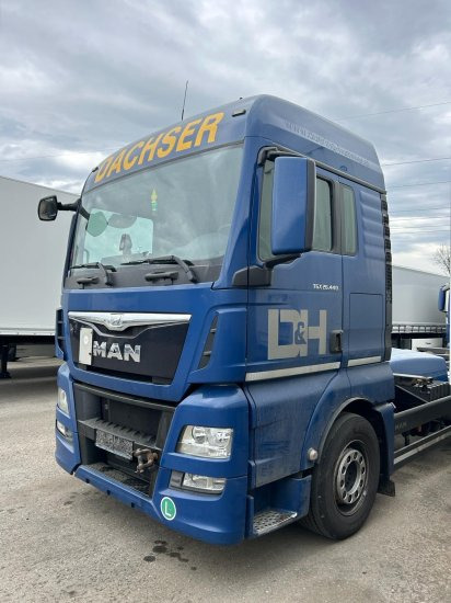 MAN TGX 26.440 XLX 6x2 Liftachse, Euro 6, Retarder, Motorschaden - Kamion za prevoz kontejnera/ Kamion sa promenjivim sandukom: slika 3 MAN TGX 26.440 XLX 6x2 Liftachse, Euro 6, Retarder, Motorschaden - Kamion za prevoz kontejnera/ Kamion sa promenjivim sandukom: slika 3