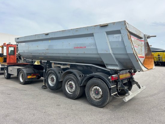 Schwarzmüller Kippmulde 25m³, SAF, Rollplane, Podest, HYVA - Poluprikolica istovarivača: slika 2 Schwarzmüller Kippmulde 25m³, SAF, Rollplane, Podest, HYVA - Poluprikolica istovarivača: slika 2
