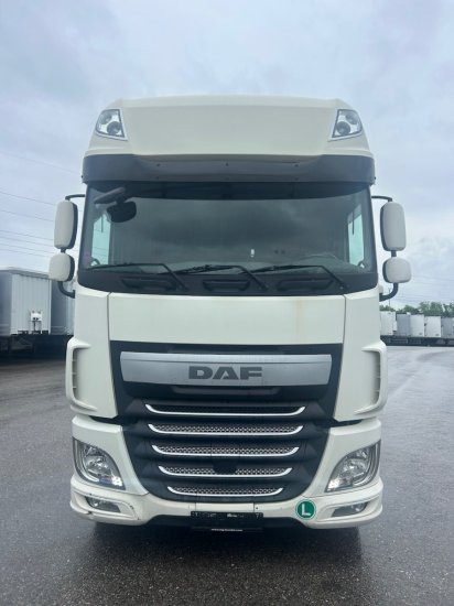 DAF XF 106.460 SSC, Automatik, Retarder, EURO6 - Tegljač: slika 2 DAF XF 106.460 SSC, Automatik, Retarder, EURO6 - Tegljač: slika 2