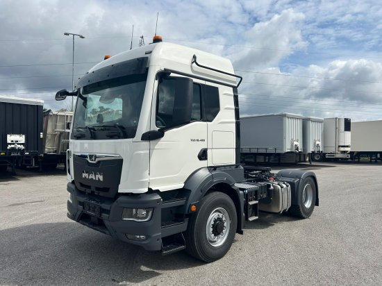 MAN TGS 18.520 4x4 Hydro Pritarder Kipphydraulik - Tegljač: slika 2 MAN TGS 18.520 4x4 Hydro Pritarder Kipphydraulik - Tegljač: slika 2