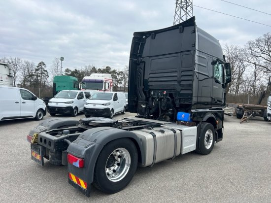 MAN TGX 18.510 BLS, Alufelgen, Intarder, Standklima, EURO 6 - Tegljač: slika 4 MAN TGX 18.510 BLS, Alufelgen, Intarder, Standklima, EURO 6 - Tegljač: slika 4