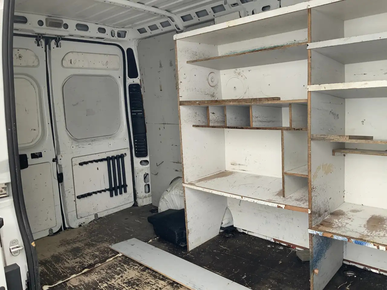 Peugeot Boxer 330 2.2 HDI L2H2 Première Airco Cruise Camera side - Druga mašina: slika 5 Peugeot Boxer 330 2.2 HDI L2H2 Première Airco Cruise Camera side - Druga mašina: slika 5