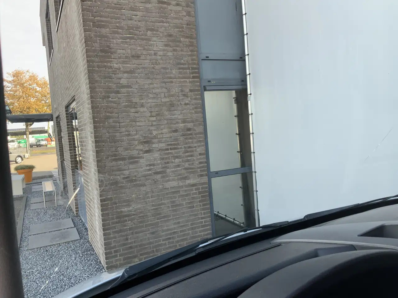 Volkswagen Crafter 46 2.0 TDI L3H1 Airco Cruise Lucht Geveerd Lier Tr - Druga mašina: slika 4 Volkswagen Crafter 46 2.0 TDI L3H1 Airco Cruise Lucht Geveerd Lier Tr - Druga mašina: slika 4