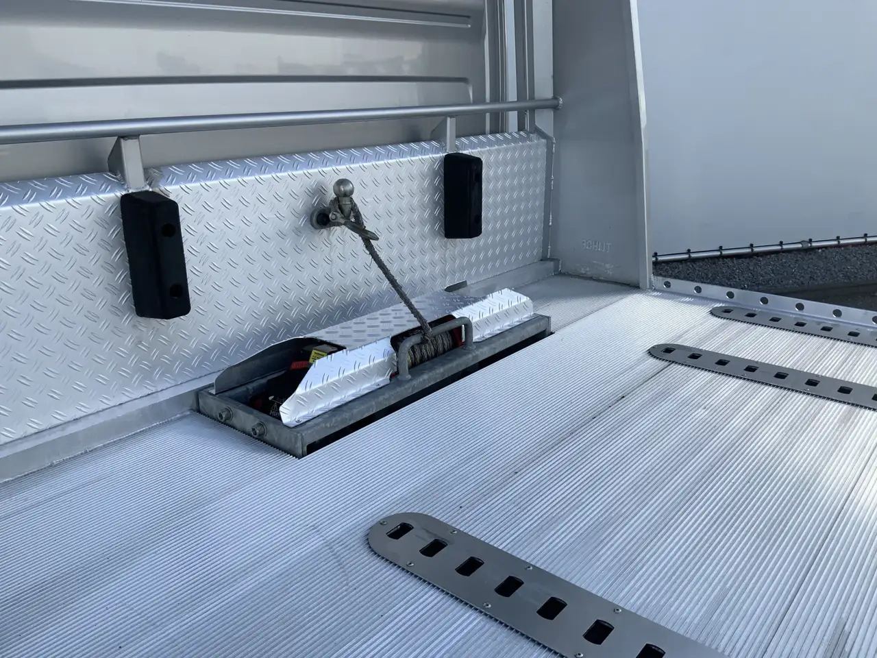 Volkswagen Crafter 46 2.0 TDI L3H1 Airco Cruise Lucht Geveerd Lier Tr - Druga mašina: slika 3 Volkswagen Crafter 46 2.0 TDI L3H1 Airco Cruise Lucht Geveerd Lier Tr - Druga mašina: slika 3