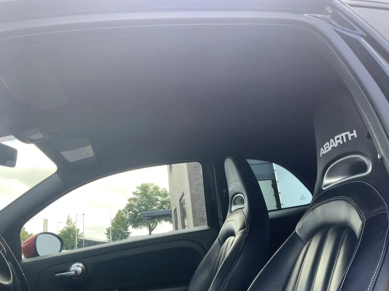 Kabriolet Fiat 500C Abarth 1.4 T-Jet 595 Automaat Euro 6: slika 15 Kabriolet Fiat 500C Abarth 1.4 T-Jet 595 Automaat Euro 6: slika 15