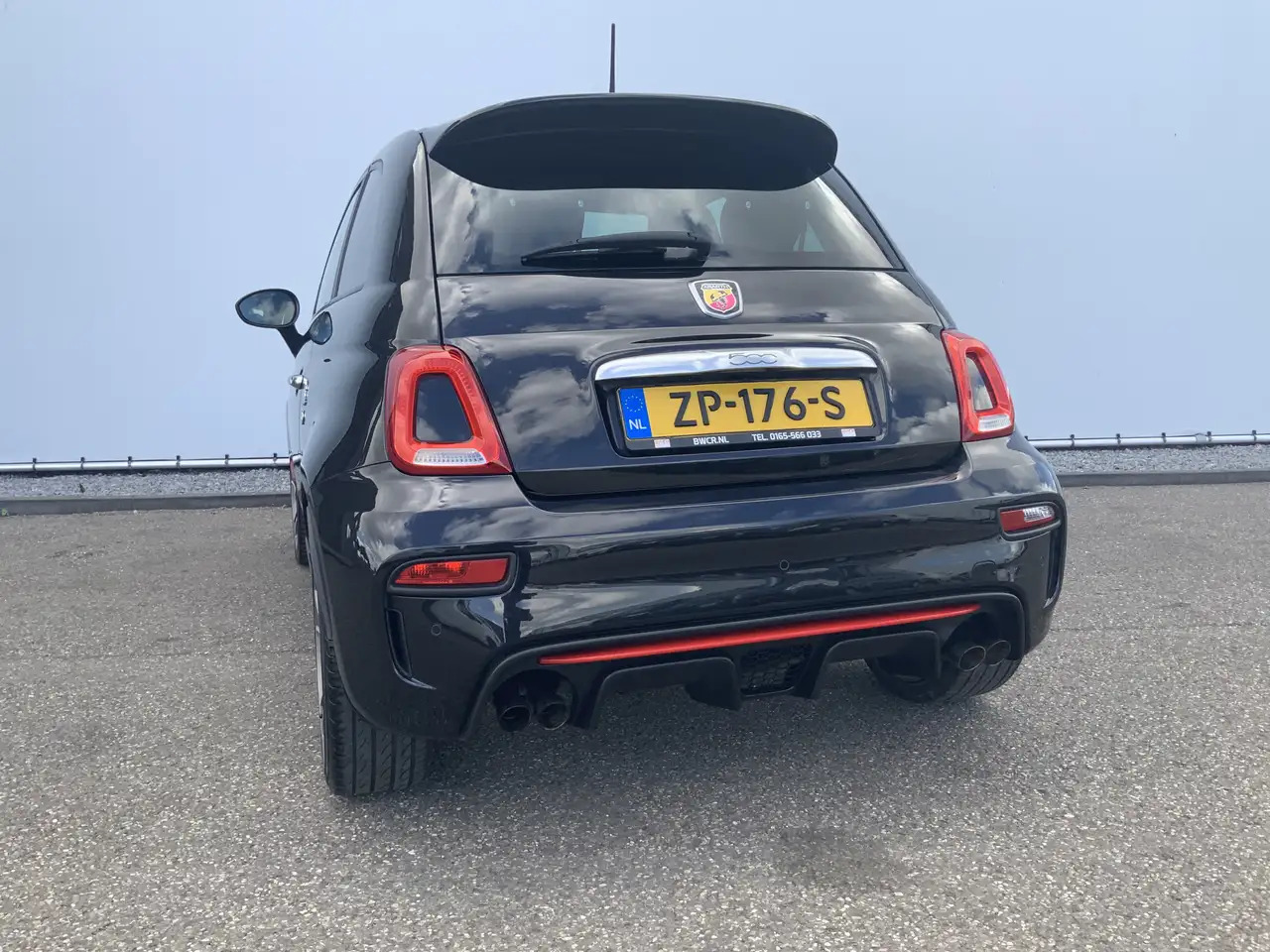 Fiat 500C Abarth 1.4 T-Jet 595 Automaat Euro 6 - Automobil: slika 3 Fiat 500C Abarth 1.4 T-Jet 595 Automaat Euro 6 - Automobil: slika 3