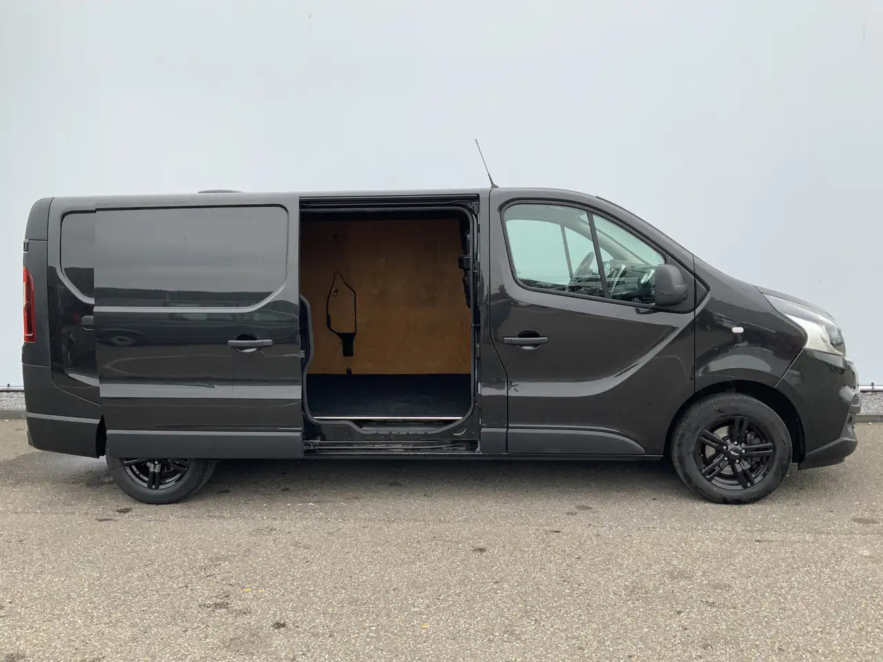 Furgon Fiat Talento MARGE !! 1.6 MJ EcoJet L2H1 Airco Cruise 3 Zits Na: slika 21 Furgon Fiat Talento MARGE !! 1.6 MJ EcoJet L2H1 Airco Cruise 3 Zits Na: slika 21