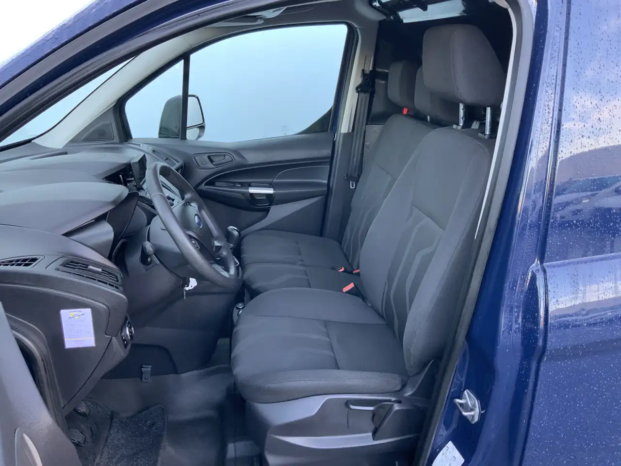 Ford Transit Connect 1.5 TDCI L1 Trend Airco Cruise Trekhaak 1200 kg Ca - Mali kombi: slika 4 Ford Transit Connect 1.5 TDCI L1 Trend Airco Cruise Trekhaak 1200 kg Ca - Mali kombi: slika 4