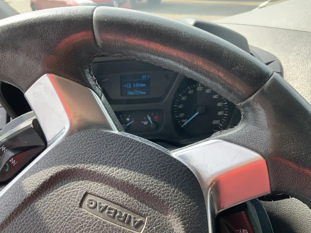 Ford Transit Custom 290 2.2 TDCI L1H2 Trend Airco Cruise 3 Zits Trekha - Furgon: slika 5 Ford Transit Custom 290 2.2 TDCI L1H2 Trend Airco Cruise 3 Zits Trekha - Furgon: slika 5