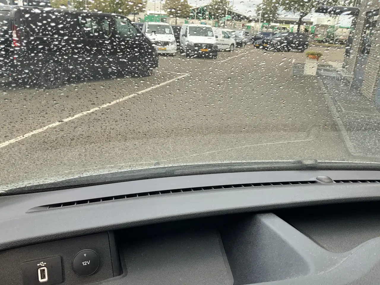 Ford Transit Custom 300 2.0 TDCI (MOTOR DEFECT!!) L2H2 Airco Navi 3 Zi Ford Transit Custom 300 2.0 TDCI (MOTOR DEFECT!!) L2H2 Airco Navi 3 Zi: slika 14 Ford Transit Custom 300 2.0 TDCI (MOTOR DEFECT!!) L2H2 Airco Navi 3 Zi Ford Transit Custom 300 2.0 TDCI (MOTOR DEFECT!!) L2H2 Airco Navi 3 Zi: slika 14