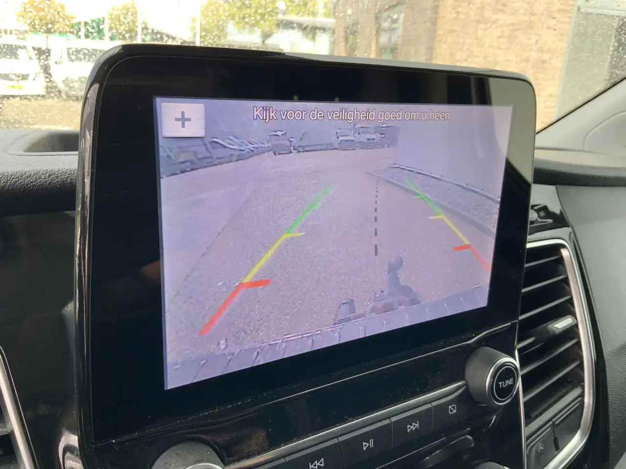 Ford Transit Custom 300 2.0 TDCI (MOTOR DEFECT!!) L2H2 Airco Navi 3 Zi Ford Transit Custom 300 2.0 TDCI (MOTOR DEFECT!!) L2H2 Airco Navi 3 Zi: slika 16 Ford Transit Custom 300 2.0 TDCI (MOTOR DEFECT!!) L2H2 Airco Navi 3 Zi Ford Transit Custom 300 2.0 TDCI (MOTOR DEFECT!!) L2H2 Airco Navi 3 Zi: slika 16