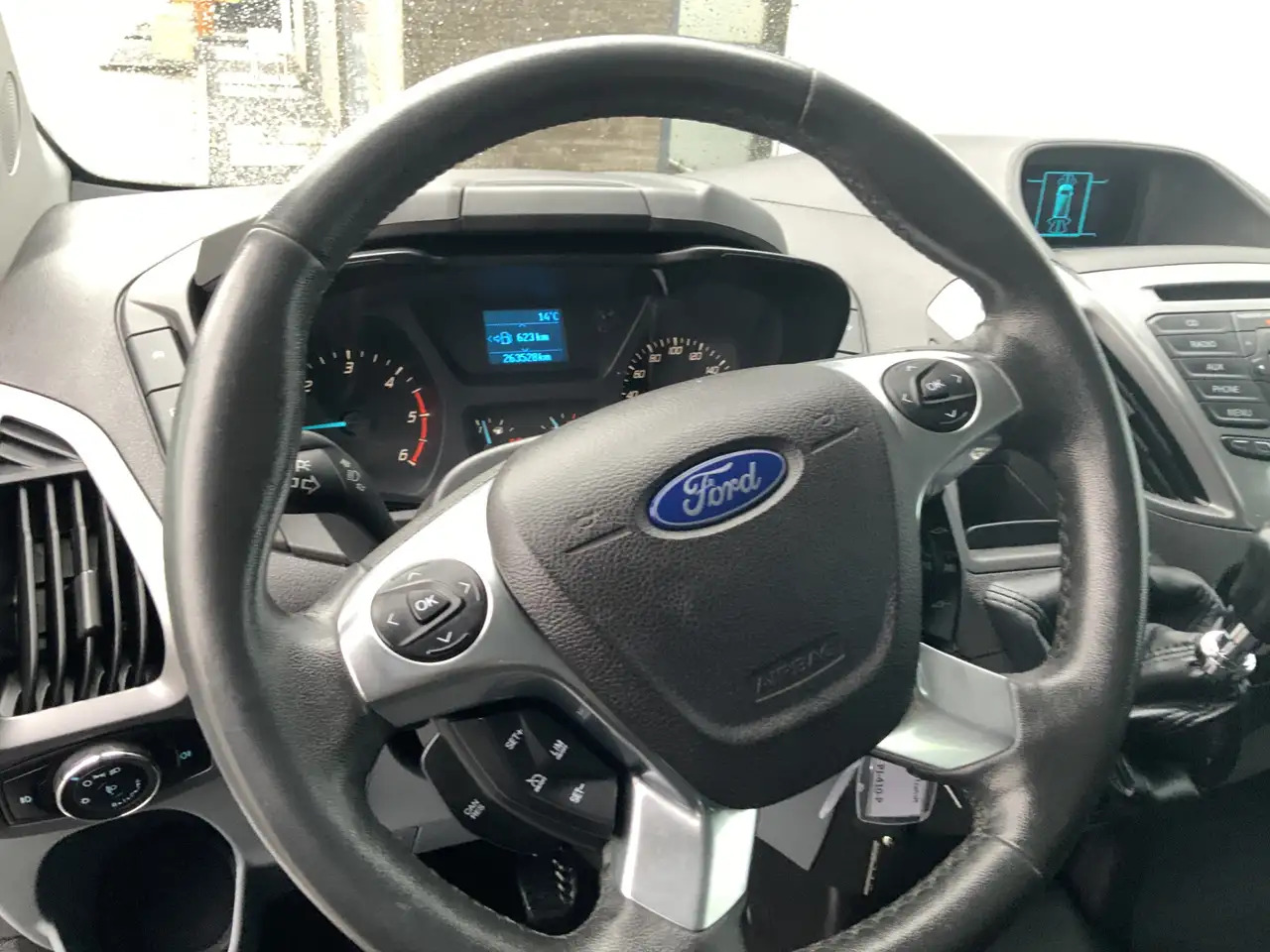 Putnički kombi Ford Transit Custom 300 2.2 TDCI L2H1 (11000,- ex btw /ex bpm)Trend: slika 7 Putnički kombi Ford Transit Custom 300 2.2 TDCI L2H1 (11000,- ex btw /ex bpm)Trend: slika 7