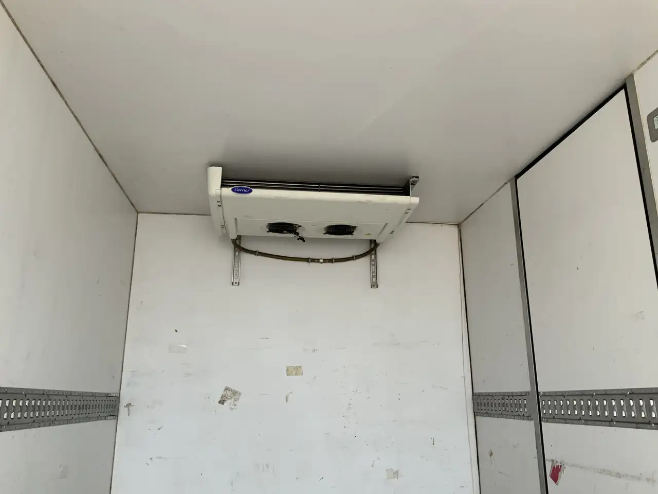 Dostavno vozilo hladnjača Iveco Daily 35C13 2.3 375 Automaat Koelmeubelbak Deuren Dag&Na: slika 8