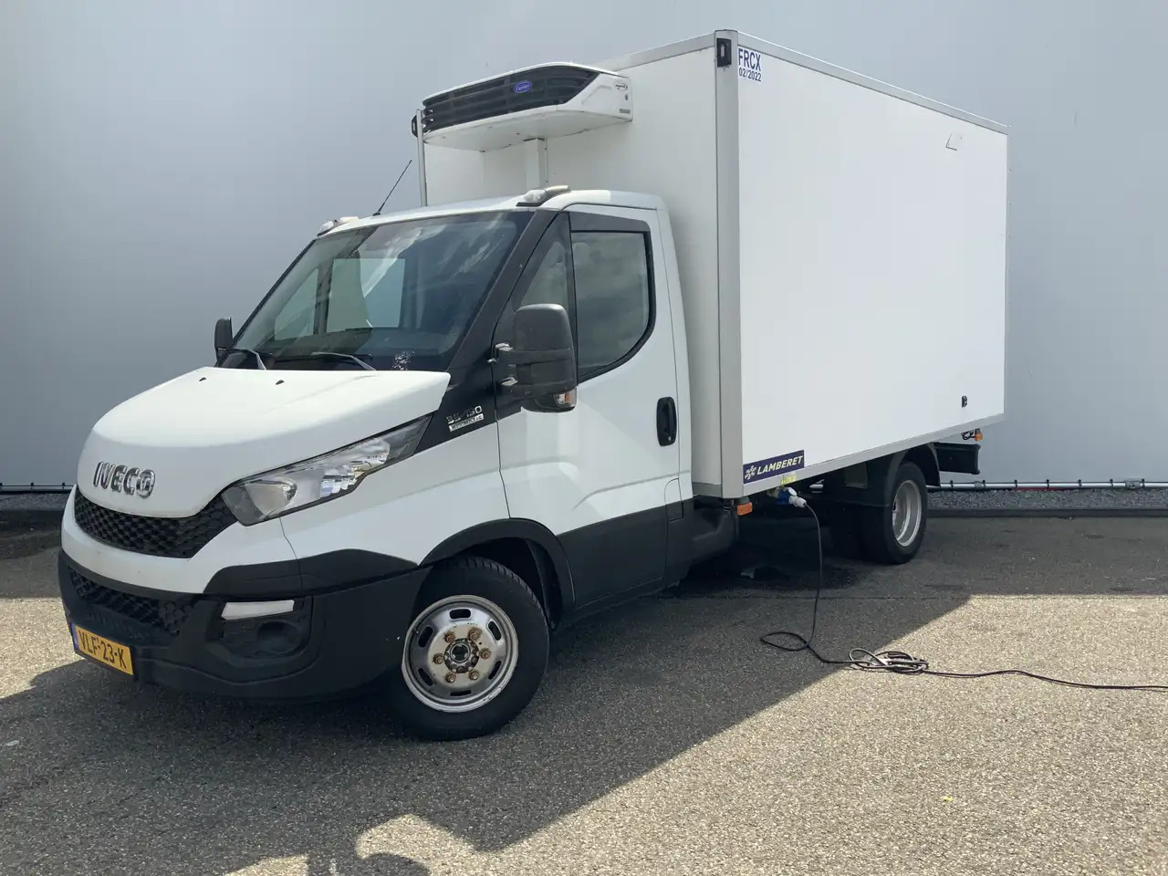 Iveco Daily 35C13 2.3 375 Automaat Koelmeubelbak Deuren Dag&Na - Dostavno vozilo hladnjača: slika 1 Iveco Daily 35C13 2.3 375 Automaat Koelmeubelbak Deuren Dag&Na - Dostavno vozilo hladnjača: slika 1