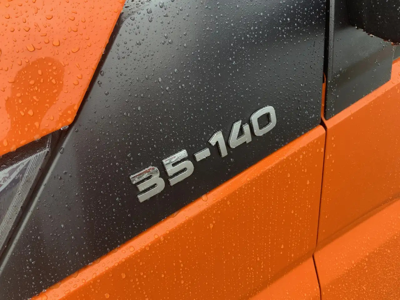 Iveco Daily 35C14 2.3 375 Pick Up & LaadLift Airco Navi Trekha - Dostavno vozilo sa otvorenom sandukom: slika 2 Iveco Daily 35C14 2.3 375 Pick Up & LaadLift Airco Navi Trekha - Dostavno vozilo sa otvorenom sandukom: slika 2