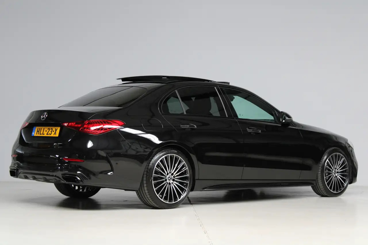 Mercedes-Benz C-klasse AMG-line (Nightpakket, Sfeerverlichting, - Limuzina: slika 2 Mercedes-Benz C-klasse AMG-line (Nightpakket, Sfeerverlichting, - Limuzina: slika 2