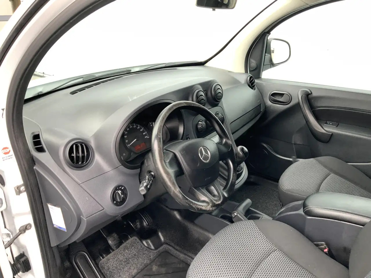 Mercedes-Benz Citan 109 CDI BlueEFFICIENCY Airco Alu Velg Trekhaak 105 - Mali kombi: slika 5 Mercedes-Benz Citan 109 CDI BlueEFFICIENCY Airco Alu Velg Trekhaak 105 - Mali kombi: slika 5