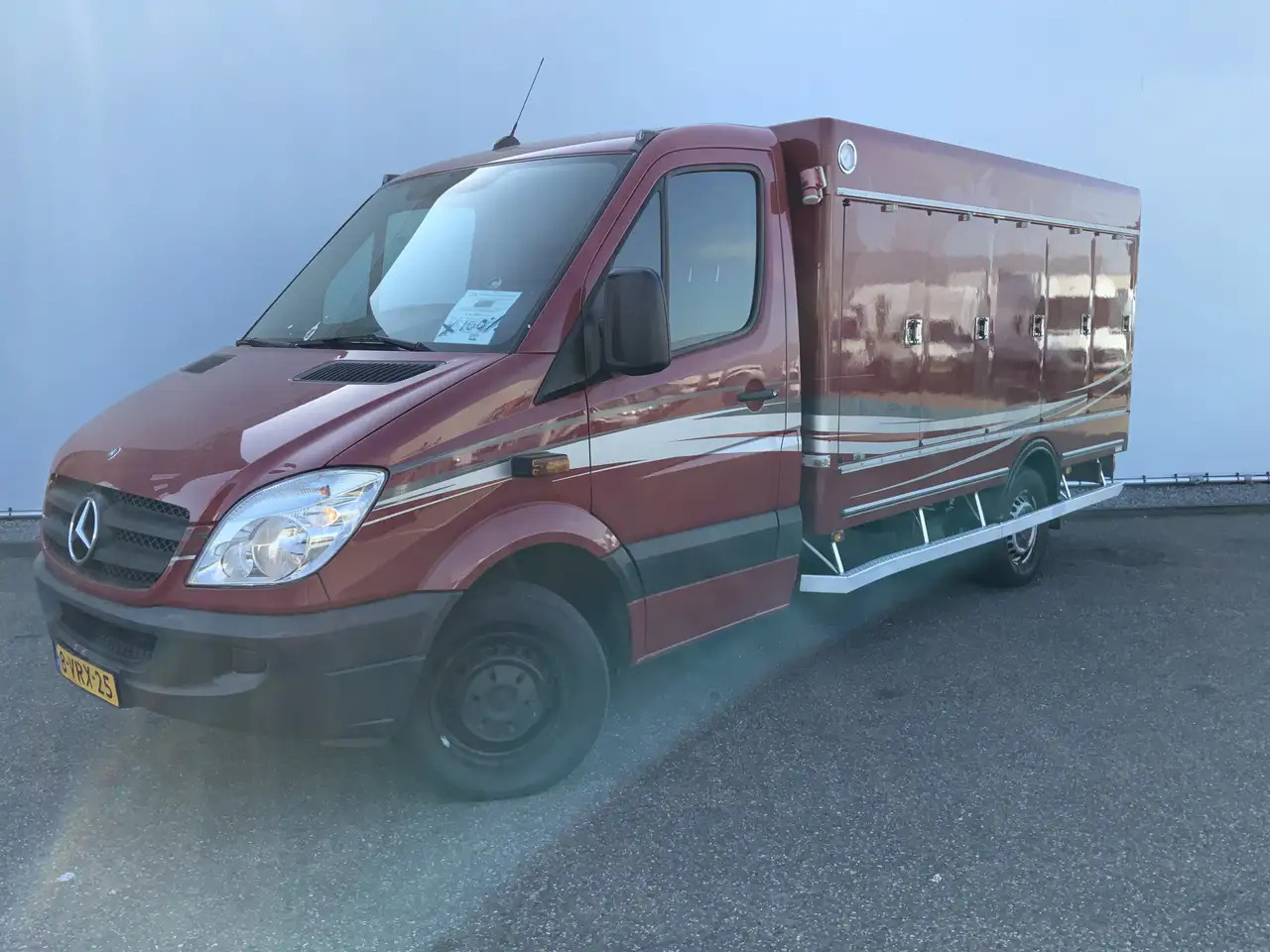 Mercedes-Benz Sprinter 313 2.2 CDI 366 Vries Auto _40gr, 10 Deuren mat bi - Dostavno vozilo hladnjača: slika 1 Mercedes-Benz Sprinter 313 2.2 CDI 366 Vries Auto _40gr, 10 Deuren mat bi - Dostavno vozilo hladnjača: slika 1