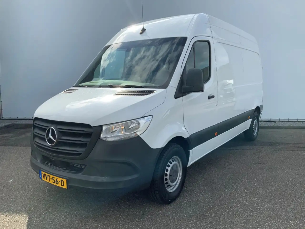 Mercedes-Benz Sprinter 314 2.2 CDI 366 L2H2 Airco 3 Zits Euro 6 - Furgon: slika 1 Mercedes-Benz Sprinter 314 2.2 CDI 366 L2H2 Airco 3 Zits Euro 6 - Furgon: slika 1