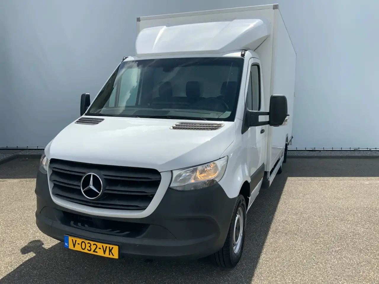 Mercedes-Benz Sprinter 314 2.2 CDI 432 Automaat Meubelbak & Klep Veer Air - Dostavno vozilo sa zatvorenim sandukom: slika 1 Mercedes-Benz Sprinter 314 2.2 CDI 432 Automaat Meubelbak & Klep Veer Air - Dostavno vozilo sa zatvorenim sandukom: slika 1
