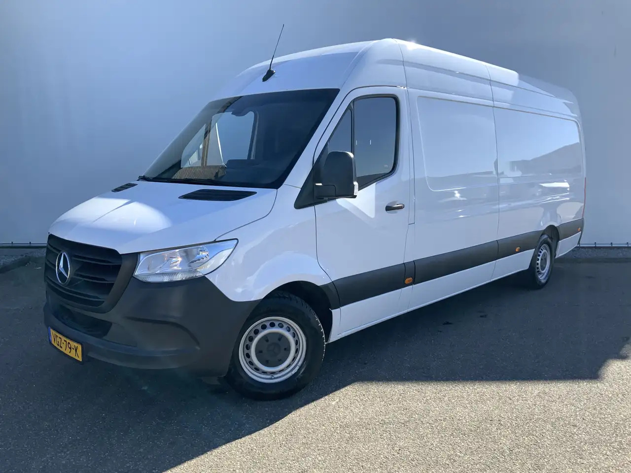 Mercedes-Benz Sprinter 314 2.2 CDI L3H2 Maxi Airco 3 Zits Euro 6 - Furgon: slika 1 Mercedes-Benz Sprinter 314 2.2 CDI L3H2 Maxi Airco 3 Zits Euro 6 - Furgon: slika 1