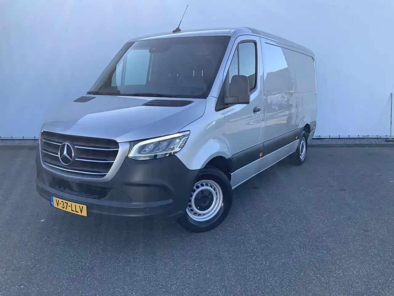 Mercedes-Benz Sprinter 316 2.2 CDI 366 L2H1 Automaat M BUX Airco Camera C - Furgon: slika 1 Mercedes-Benz Sprinter 316 2.2 CDI 366 L2H1 Automaat M BUX Airco Camera C - Furgon: slika 1