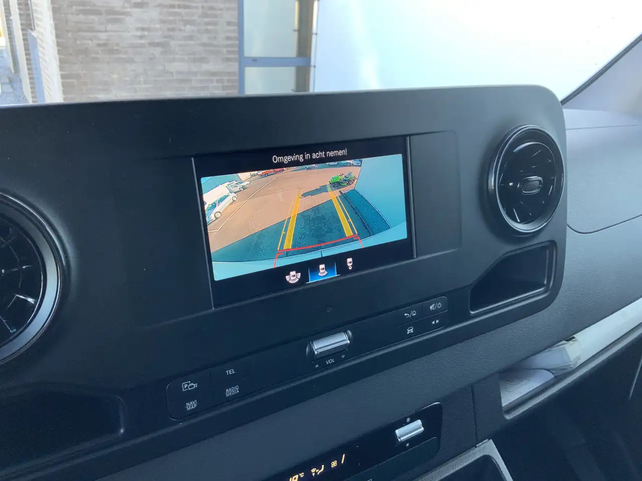 Mercedes-Benz Sprinter 316 2.2 CDI L2H2 Koelwagen Dag & Nacht Automaat Ai - Dostavno vozilo hladnjača: slika 4 Mercedes-Benz Sprinter 316 2.2 CDI L2H2 Koelwagen Dag & Nacht Automaat Ai - Dostavno vozilo hladnjača: slika 4