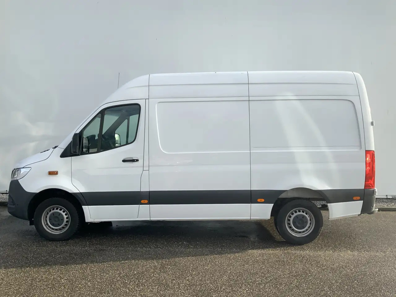 Mercedes-Benz Sprinter 317 1.9 CDI L2H2 RWD Cruise Airco 3 Zits Camera 36 - Furgon: slika 3 Mercedes-Benz Sprinter 317 1.9 CDI L2H2 RWD Cruise Airco 3 Zits Camera 36 - Furgon: slika 3