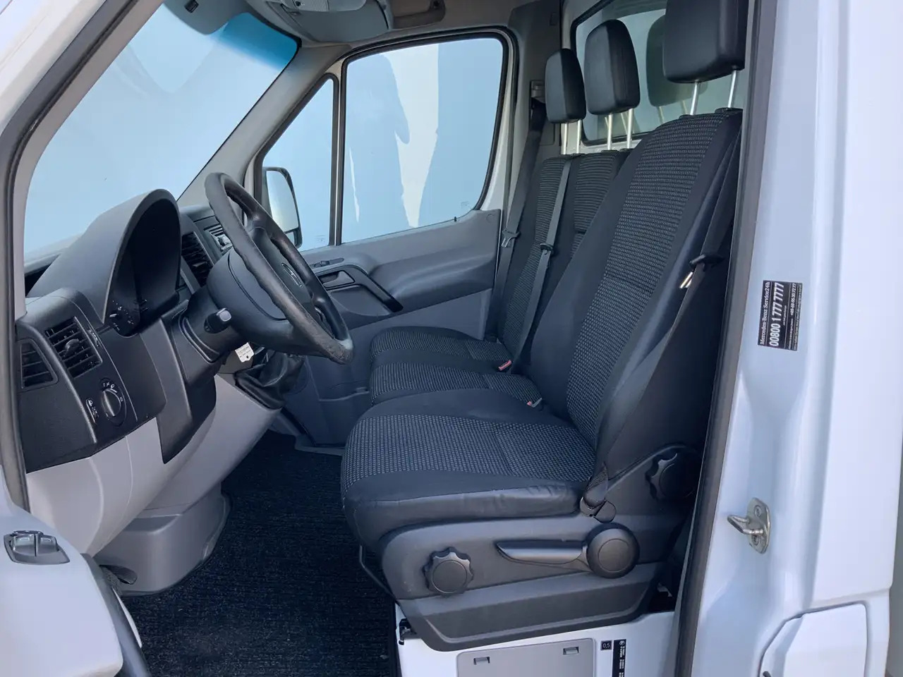 Mercedes-Benz Sprinter 515 2.2 CDI 432 Meubelbak 5,10 MTR.&Deuren Airco 3 - Dostavno vozilo sa zatvorenim sandukom: slika 4 Mercedes-Benz Sprinter 515 2.2 CDI 432 Meubelbak 5,10 MTR.&Deuren Airco 3 - Dostavno vozilo sa zatvorenim sandukom: slika 4