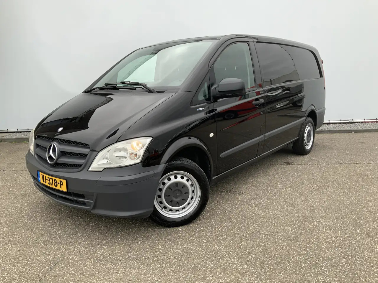 Mercedes-Benz Vito 110 CDI 320 Lang Airco Cruise Trekhaak 2000 kg Eur - Furgon: slika 1 Mercedes-Benz Vito 110 CDI 320 Lang Airco Cruise Trekhaak 2000 kg Eur - Furgon: slika 1