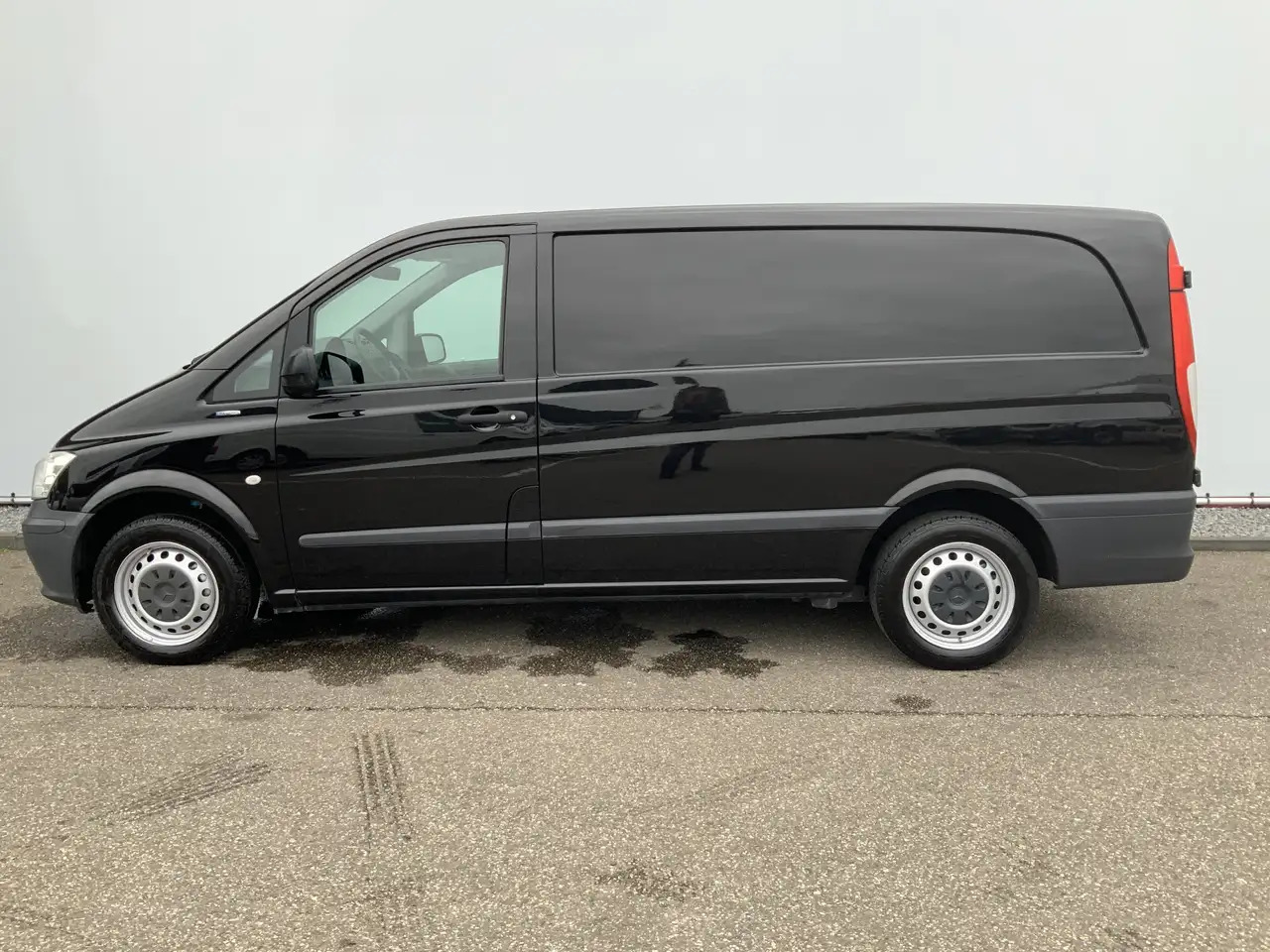 Mercedes-Benz Vito 110 CDI 320 Lang Airco Cruise Trekhaak 2000 kg Eur - Furgon: slika 3 Mercedes-Benz Vito 110 CDI 320 Lang Airco Cruise Trekhaak 2000 kg Eur - Furgon: slika 3