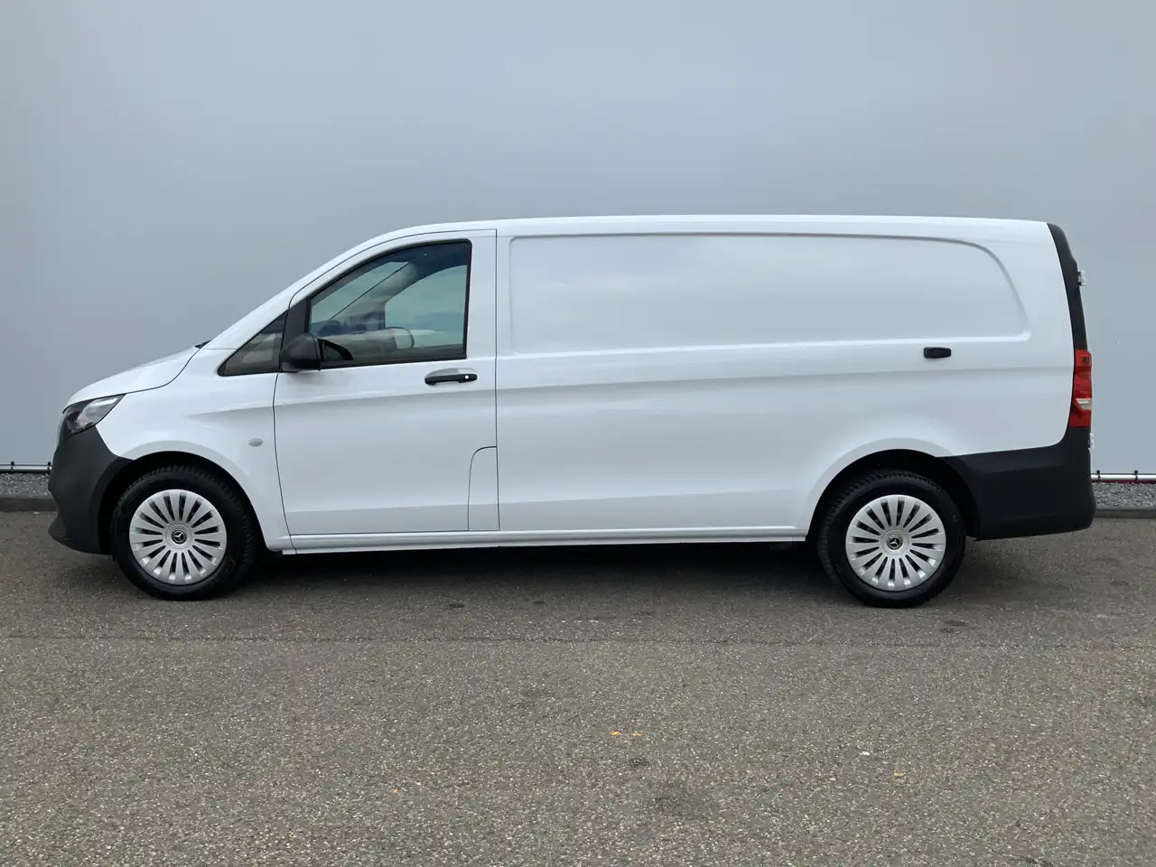 Mercedes-Benz Vito 116 CDI L3 Pro Maxi Automaat 3 Zits Airco Cruise M - Furgon: slika 3 Mercedes-Benz Vito 116 CDI L3 Pro Maxi Automaat 3 Zits Airco Cruise M - Furgon: slika 3