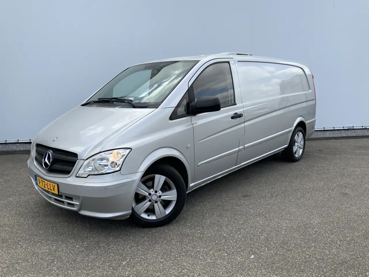 Mercedes-Benz Vito 122 CDI Automaat Koel Auto werkt 100 % 0.gr Airco - Dostavno vozilo hladnjača: slika 1 Mercedes-Benz Vito 122 CDI Automaat Koel Auto werkt 100 % 0.gr Airco - Dostavno vozilo hladnjača: slika 1