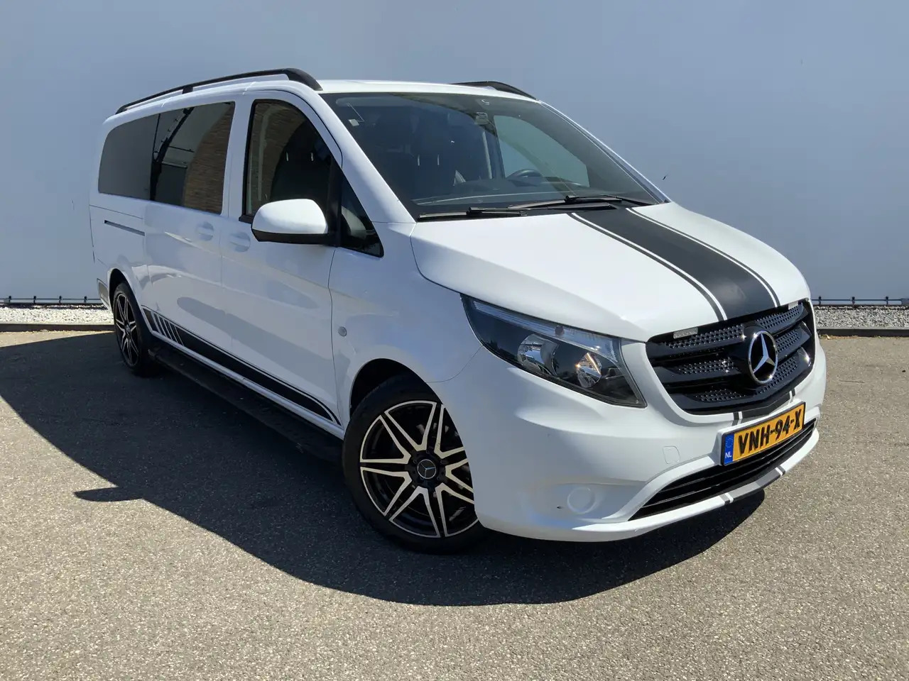 Furgon Mercedes-Benz Vito Tourer XL 114 CDI Autom. Airco Cruise Camera Alu V: slika 21 Furgon Mercedes-Benz Vito Tourer XL 114 CDI Autom. Airco Cruise Camera Alu V: slika 21