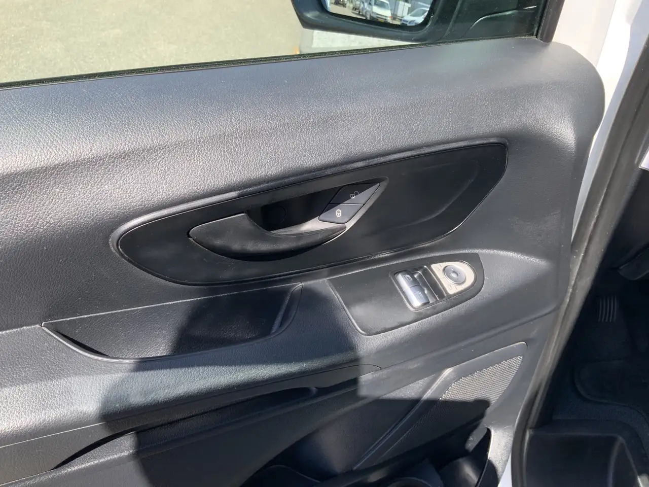 Furgon Mercedes-Benz Vito Tourer XL 114 CDI Autom. Airco Cruise Camera Alu V: slika 7 Furgon Mercedes-Benz Vito Tourer XL 114 CDI Autom. Airco Cruise Camera Alu V: slika 7