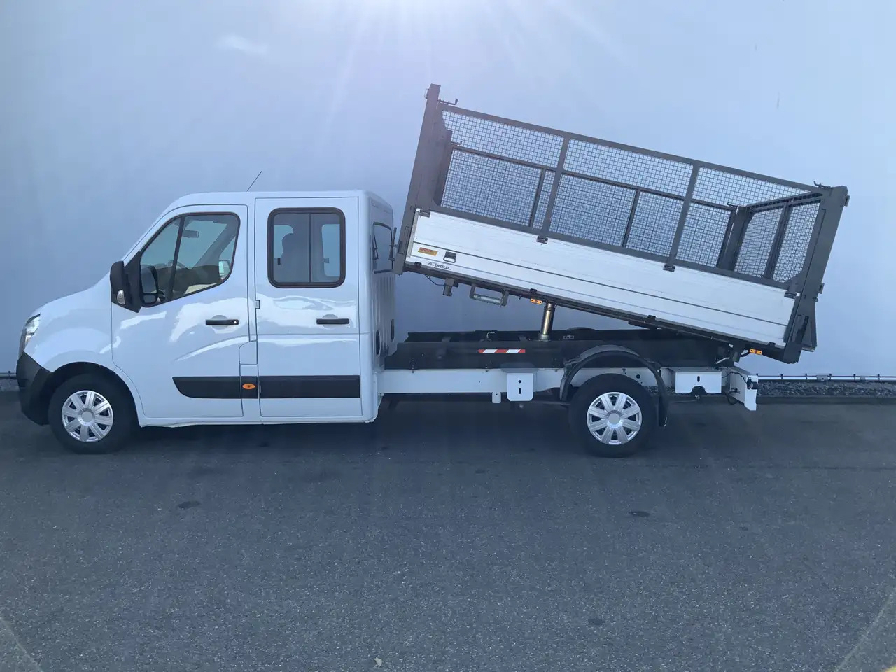 Nissan NV400 2.3 dCi L3H1 Dub Cab 3 Zijde Kipper Airco Bakmaat - Dostavno vozilo istovarivač, Dostavno vozilo sa duplom kabinom: slika 3 Nissan NV400 2.3 dCi L3H1 Dub Cab 3 Zijde Kipper Airco Bakmaat - Dostavno vozilo istovarivač, Dostavno vozilo sa duplom kabinom: slika 3