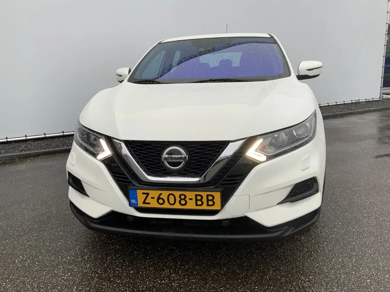 Nissan Qashqai 1.3 DIG-T Visia A SUV Airco Cruise Groot Scherm Na - SUVSUV: slika 2 Nissan Qashqai 1.3 DIG-T Visia A SUV Airco Cruise Groot Scherm Na - SUVSUV: slika 2