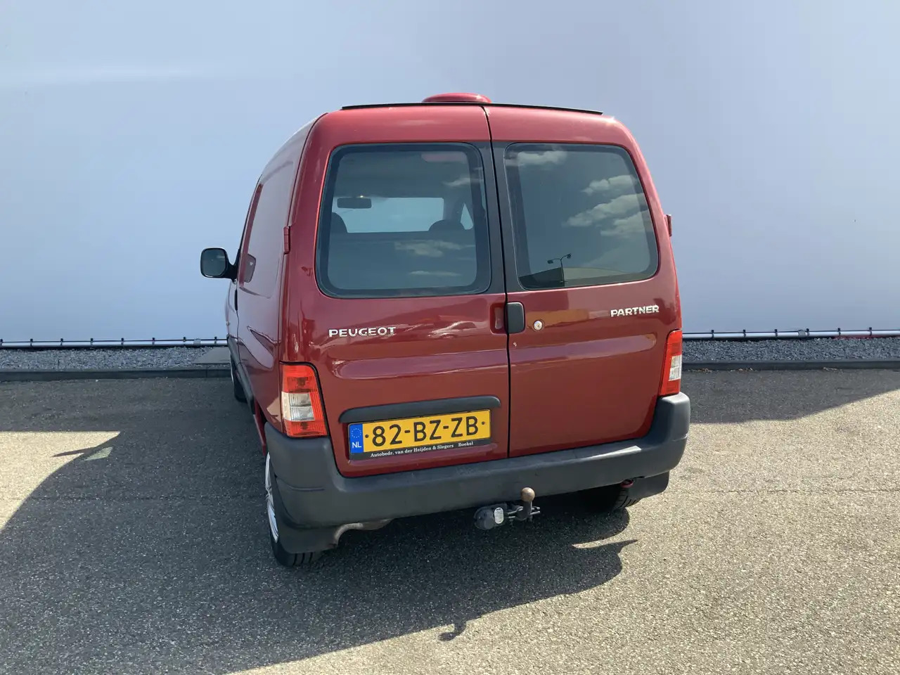 Peugeot Partner 170C 1.4 Avantage Benzine Trekhaak 900 kg Elec Raa - Mali kombi: slika 2 Peugeot Partner 170C 1.4 Avantage Benzine Trekhaak 900 kg Elec Raa - Mali kombi: slika 2